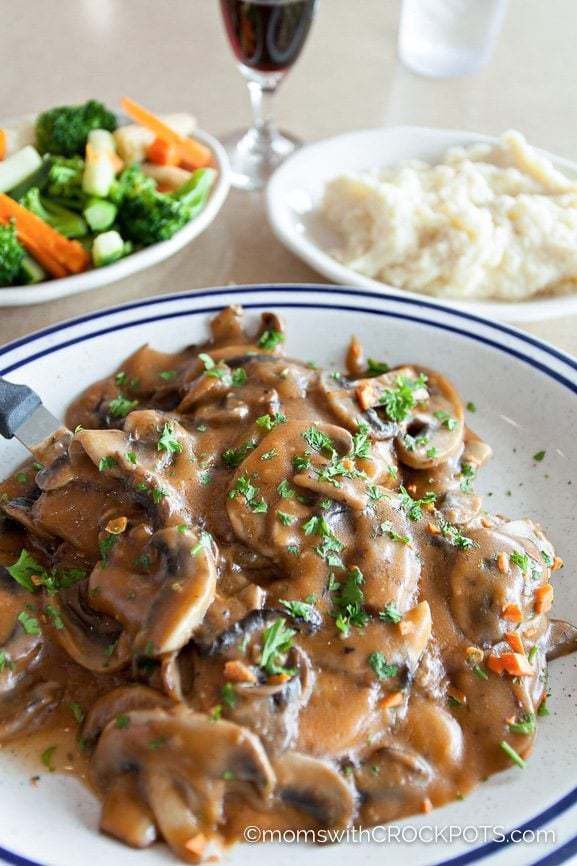 Crockpot Chicken Marsala Recipe - Moms with Crockpots