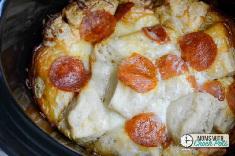 Crockpot Pizza Pull Apart Bread