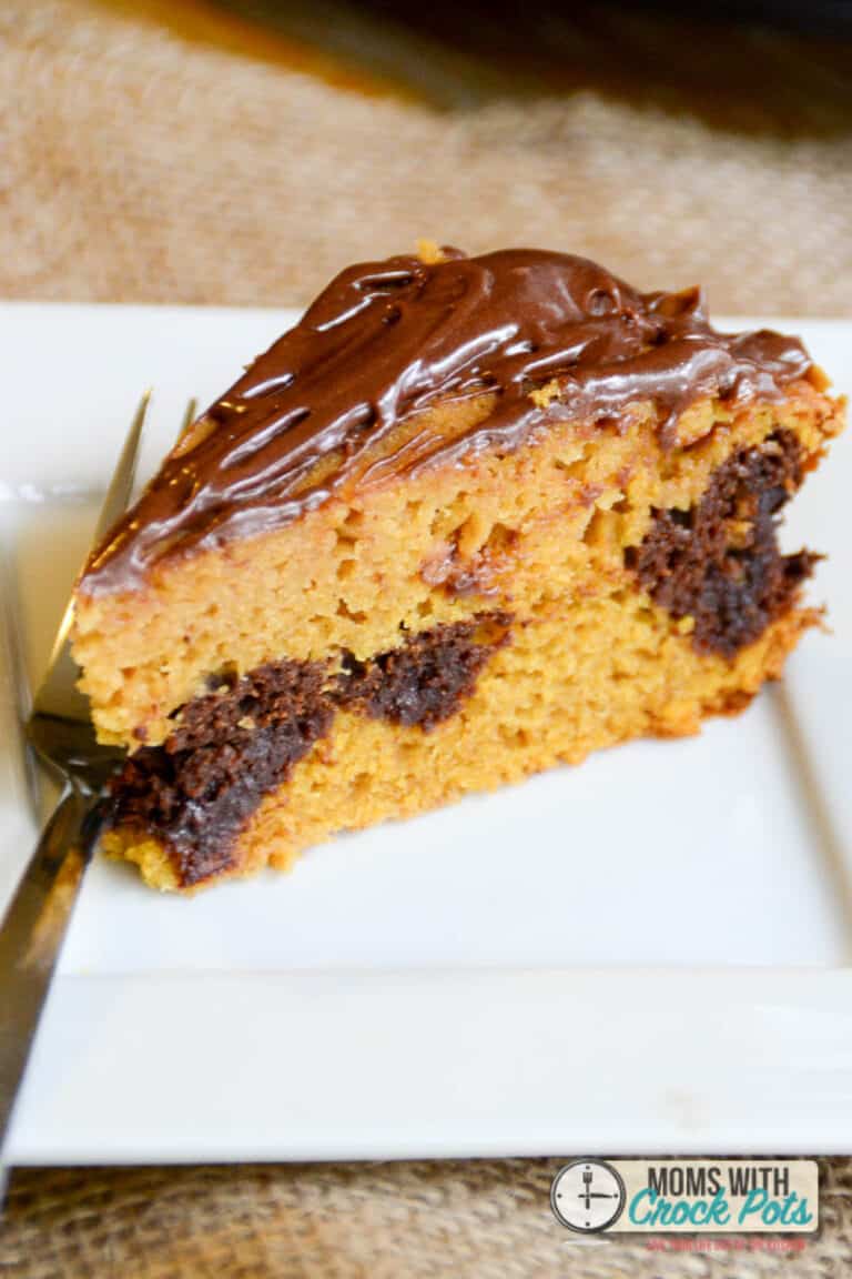Crockpot Pumpkin Chocolate Swirl Cake