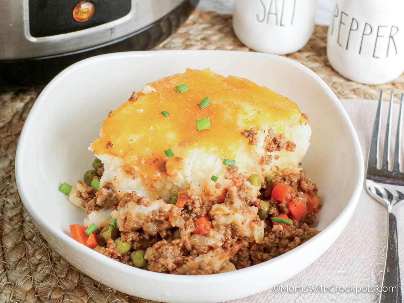 Easy Shepherd Pie Recipe Ground Beef Crock Pot Beef Poster